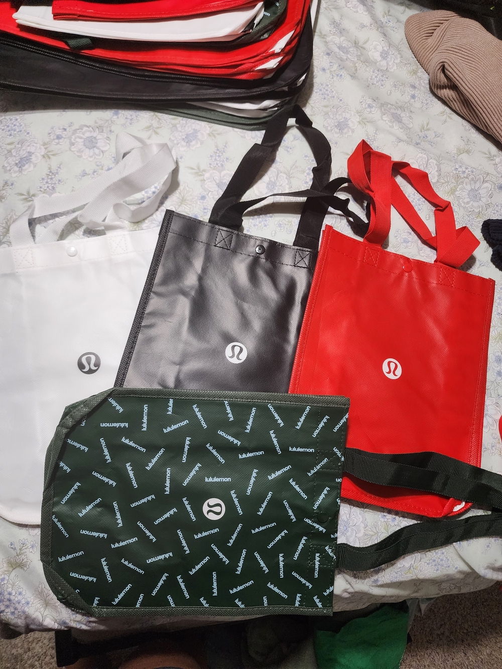 lululemon athletica Reusable Tote Bags in Red, Black, White & Dark Green Small